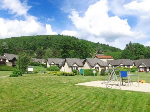 VVF Villages - Le Château sur La Vienne - Nedde - Camping Haute-Vienne - Image N°2